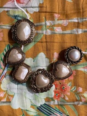 6 pcs - Vintage Faux Pearl Button Covers – Mixed Shapes